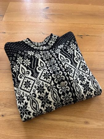 Strickjacke (Women's / Skåla Cardigan / Dale of Norway)