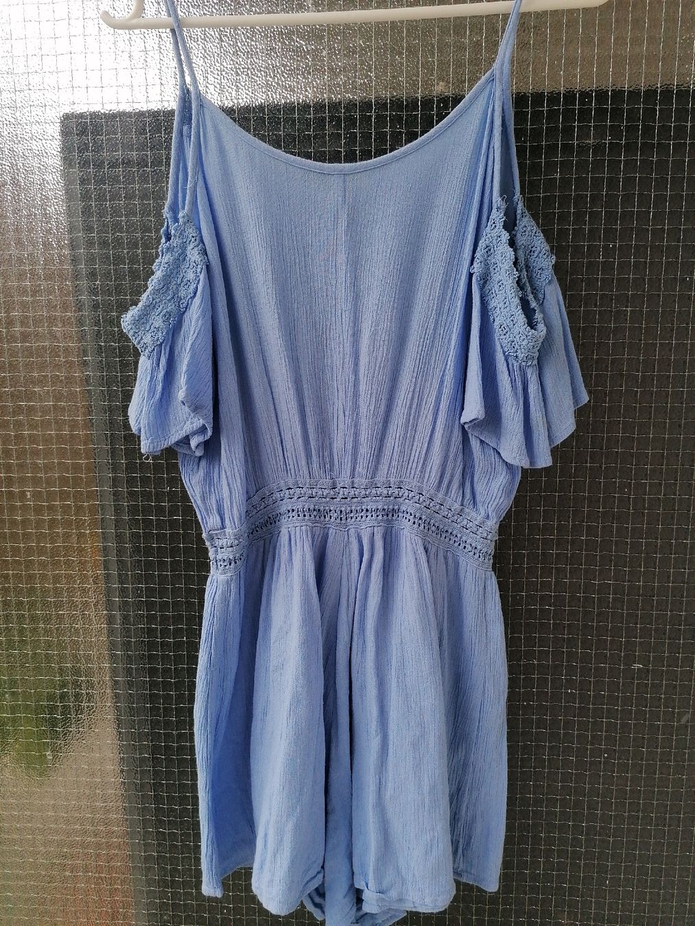 Tute: Blauer Sommer Jumpsuit Gr. S mit Spitze verspielt luftig – Usato da Basel venduto da fiona_second-hand_BS 2