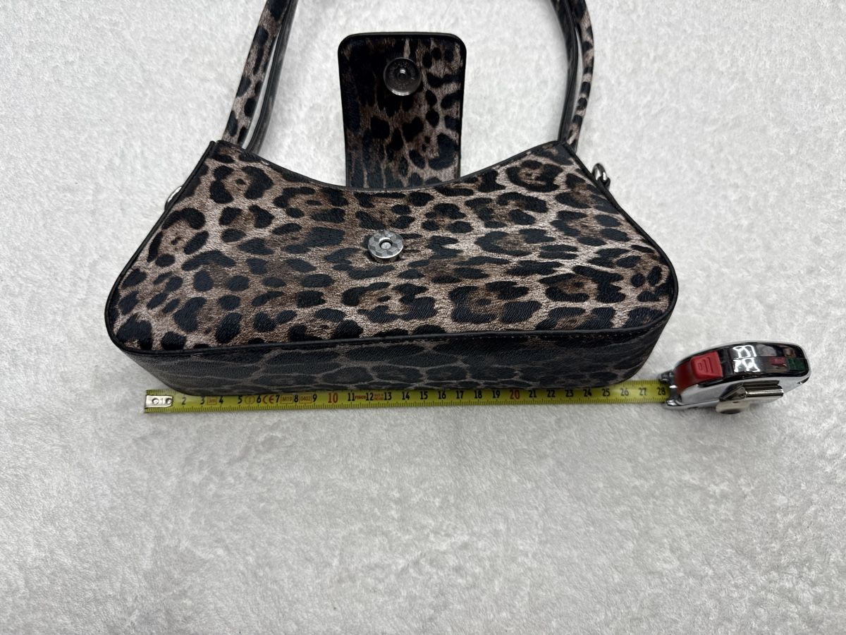 Borse da donna: Sac bandoulière imprimé léopard petit modèle – Nuovo e nell'imballaggio originale da Chenens venduto da anasantos90 8