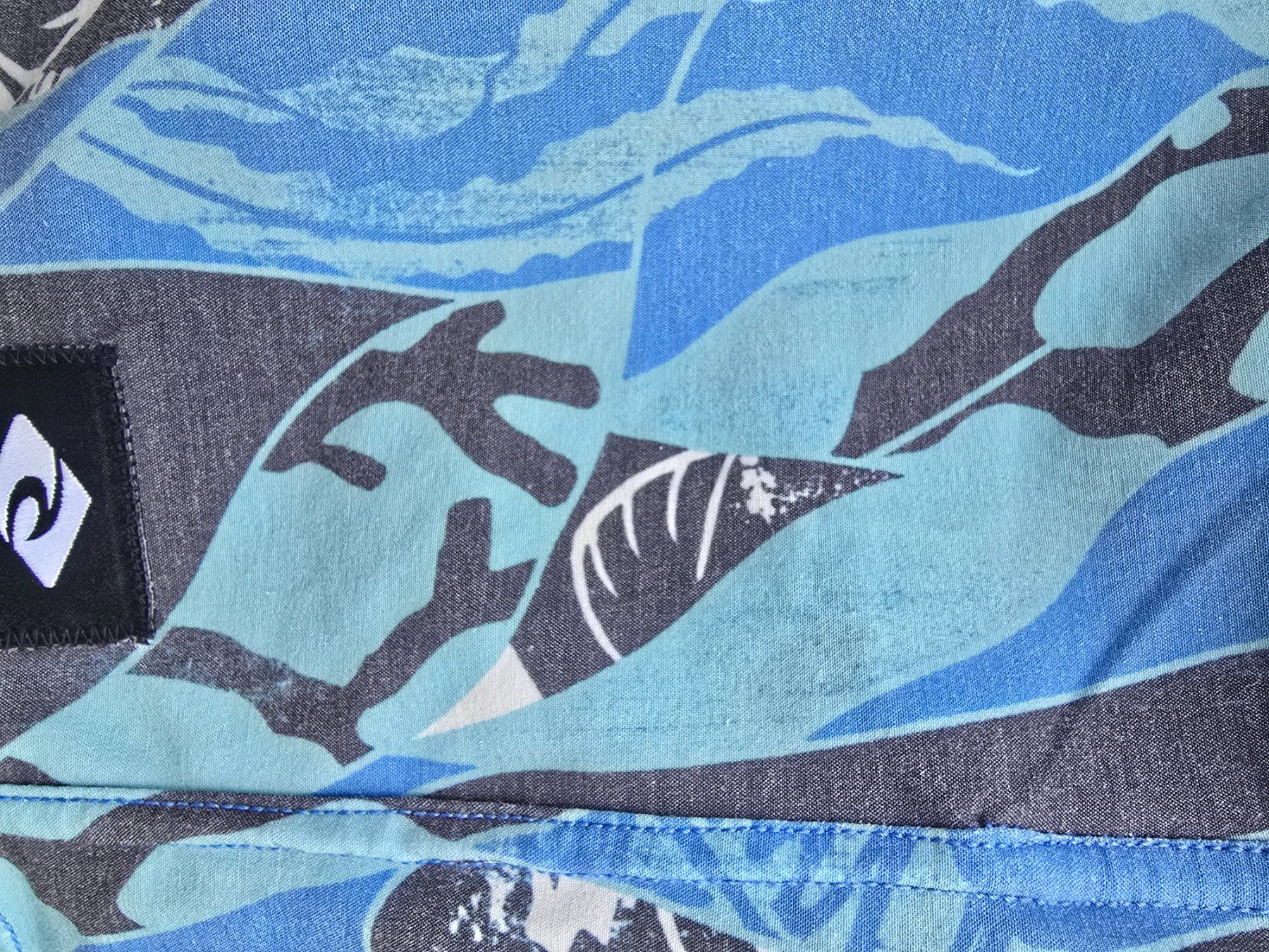 Rip Curl Kleiderpakete: Set von Ripcurl, 2 shirts und eine shorts – Gebraucht aus Zürich von Tcrush 5