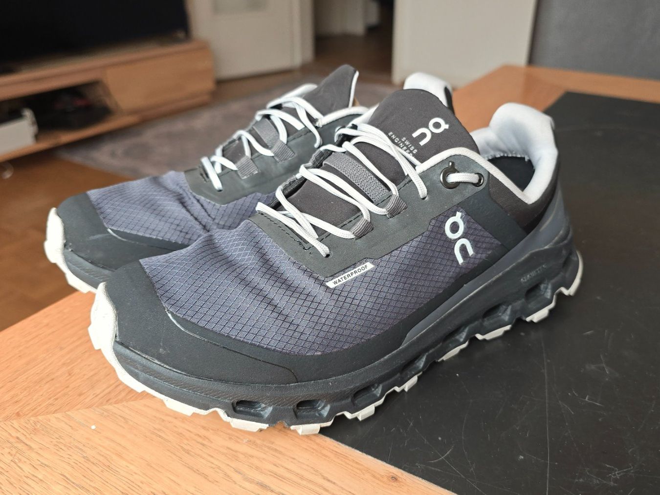 On Chaussures femmes: On Cloud waterproof schuhe EU 37 – D'occasion à Wallisellen par theblacksheep 2