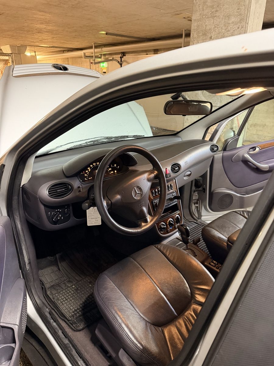 Mercedes-Benz Automobili: Mercedes A160 Ab Mfk – Usato da Ebikon venduto da Samuel_Todo 5