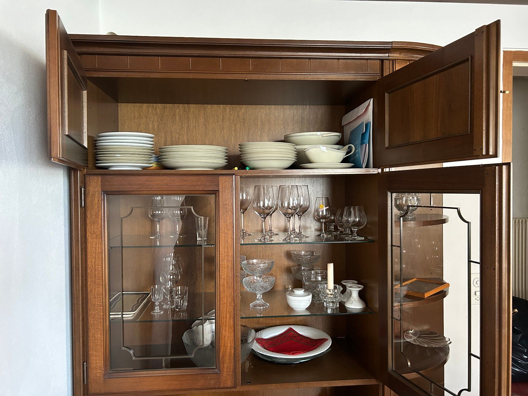 Büffets: Eckbuffet aus Holz – Gebraucht aus Auw von westwind_2007 2