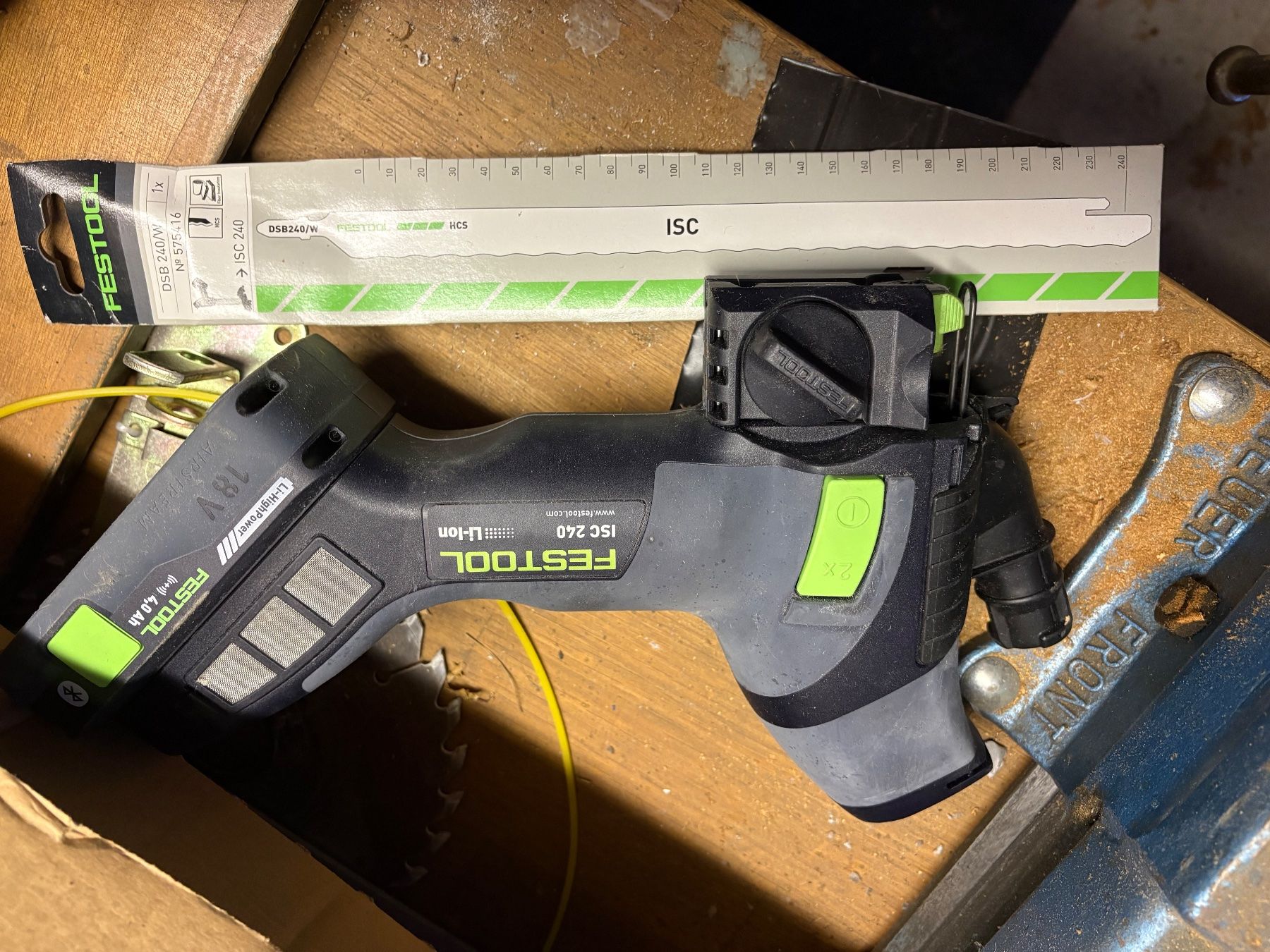Festool Toutes les machines: Festool Dämmstoffsäge mit Winkelanschlag – D'occasion à Zihlschlacht par stihl066
