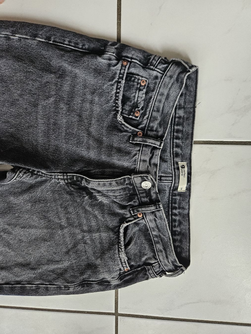 Jeans: jeans gr.34 – Usato da Niederwil AG venduto da marciag 1