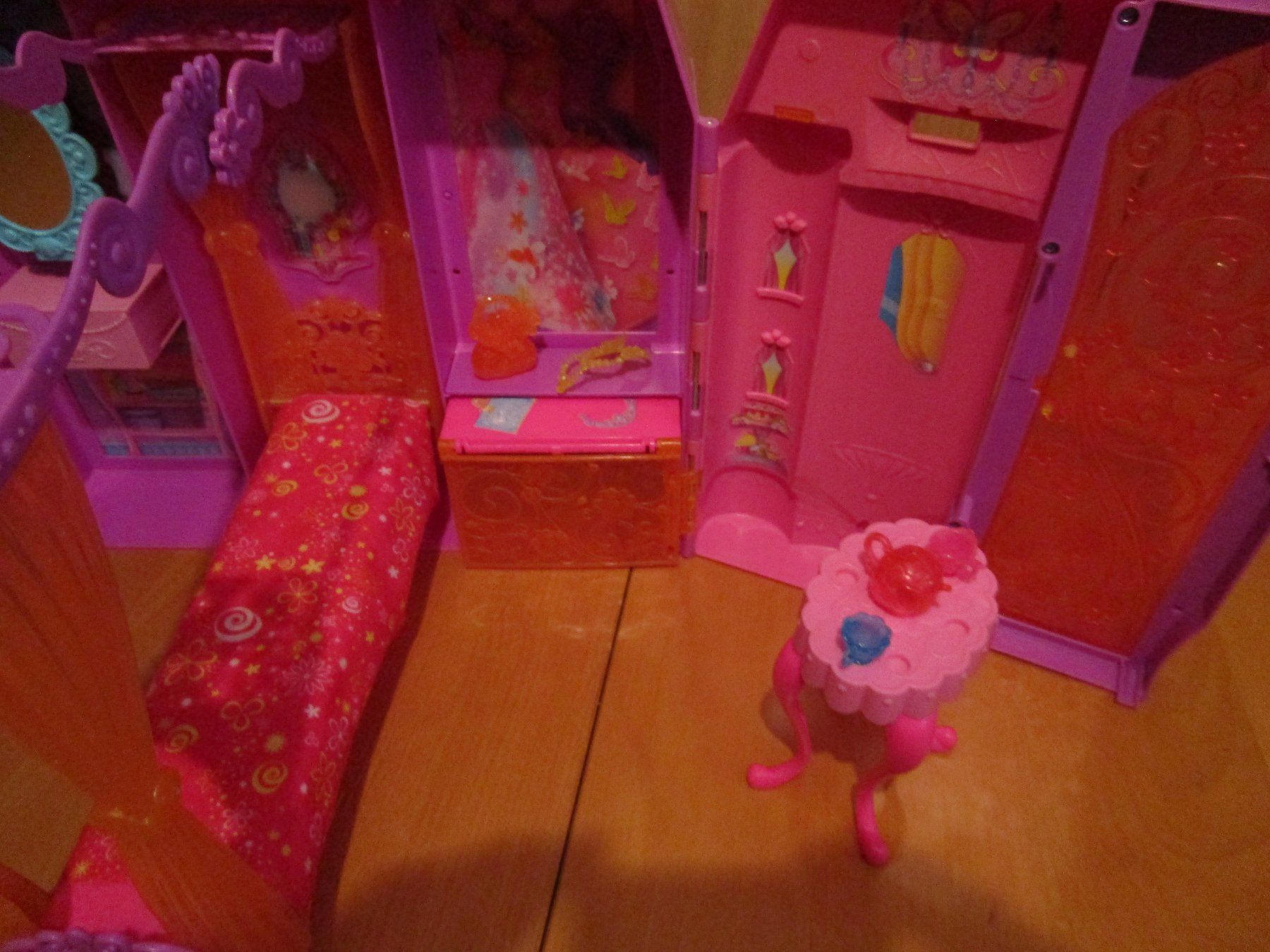 Giocattoli: Barbie - Schloss – Usato da Wetzikon ZH venduto da Storchadebar 5