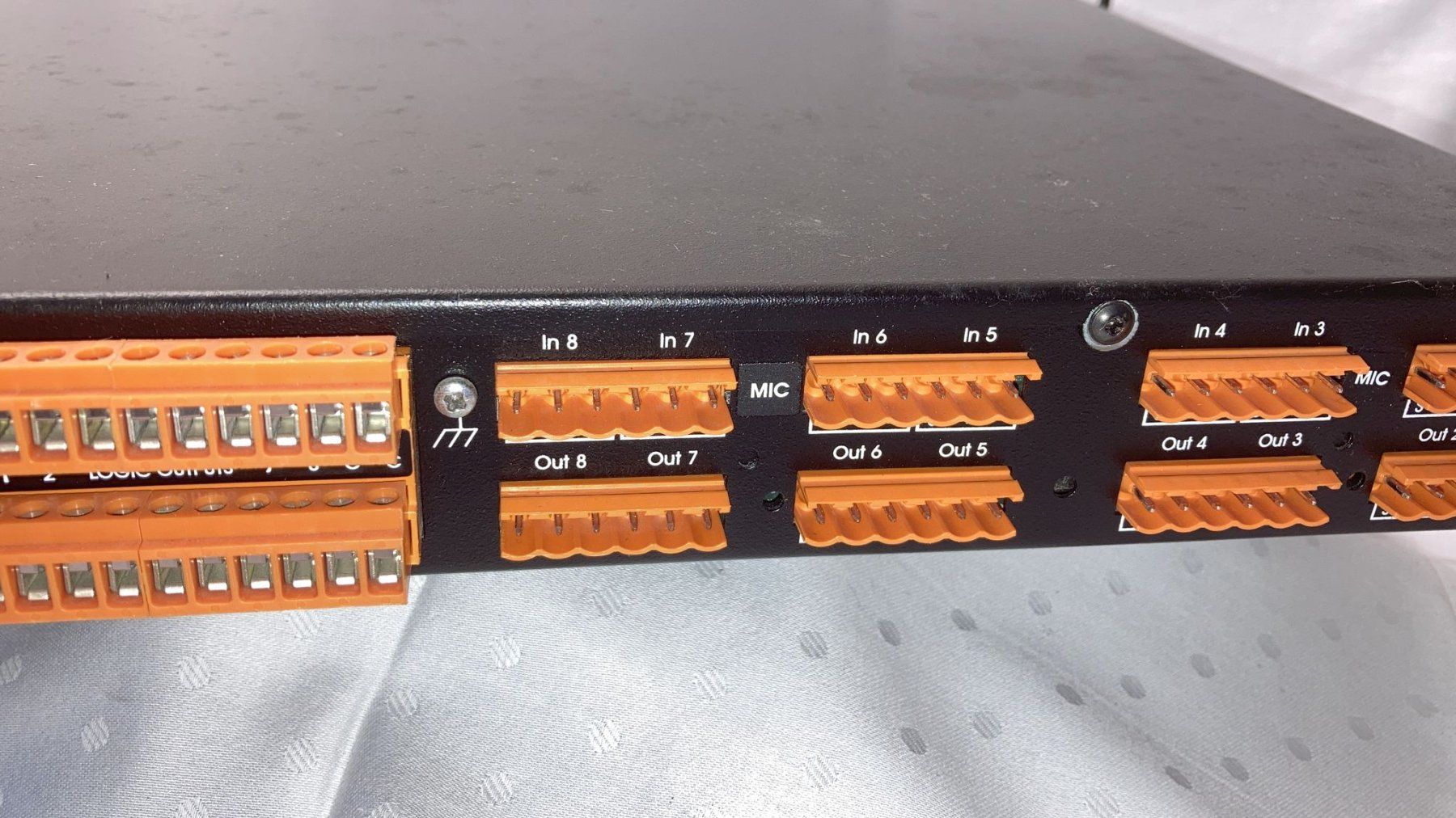Equalizzatori: Soundweb 9088iis Networked Signal Processor – Usato da Dietikon venduto da Rima57 7