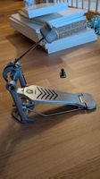 Pédale de grosse caisse Yamaha d'occasion avec batte