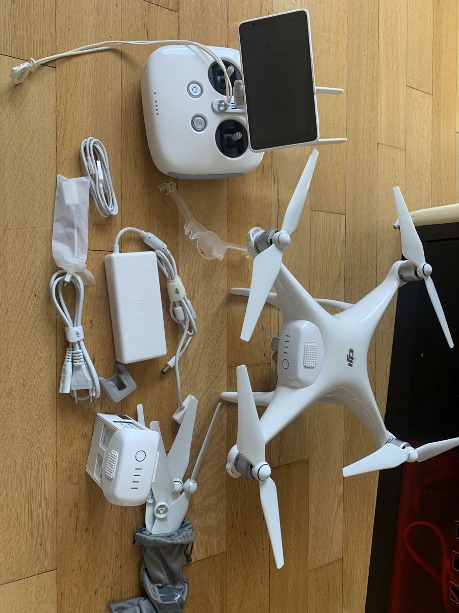 DJI Modellismo RC: Drone DJI Phantom 4 advanced – Usato da Genève venduto da khazrif 1