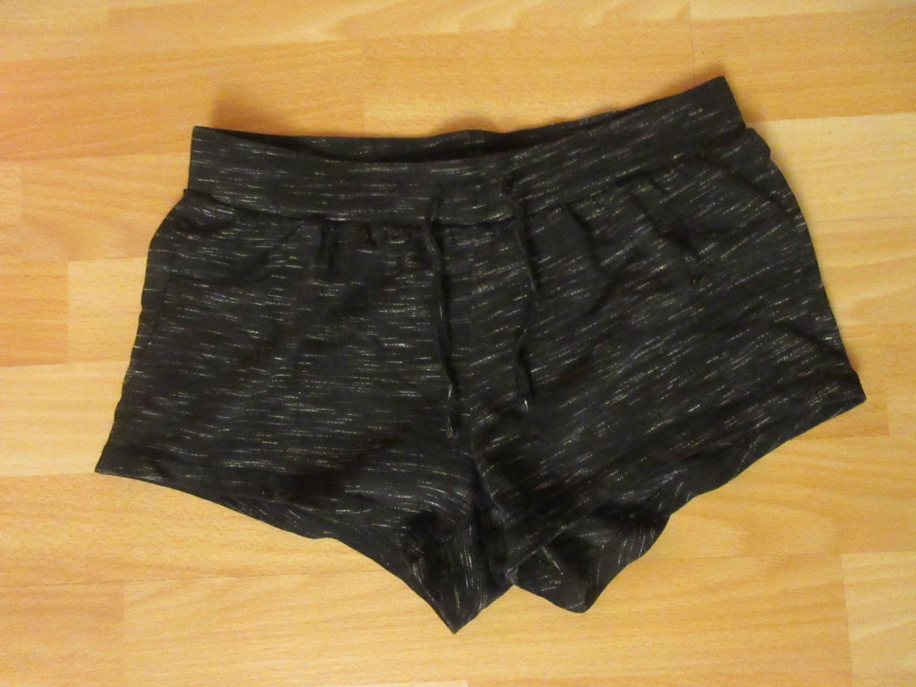 C&A Pantaloni: Kurze Shorts Grösse 158 – Usato da Kaisten venduto da renault015 3