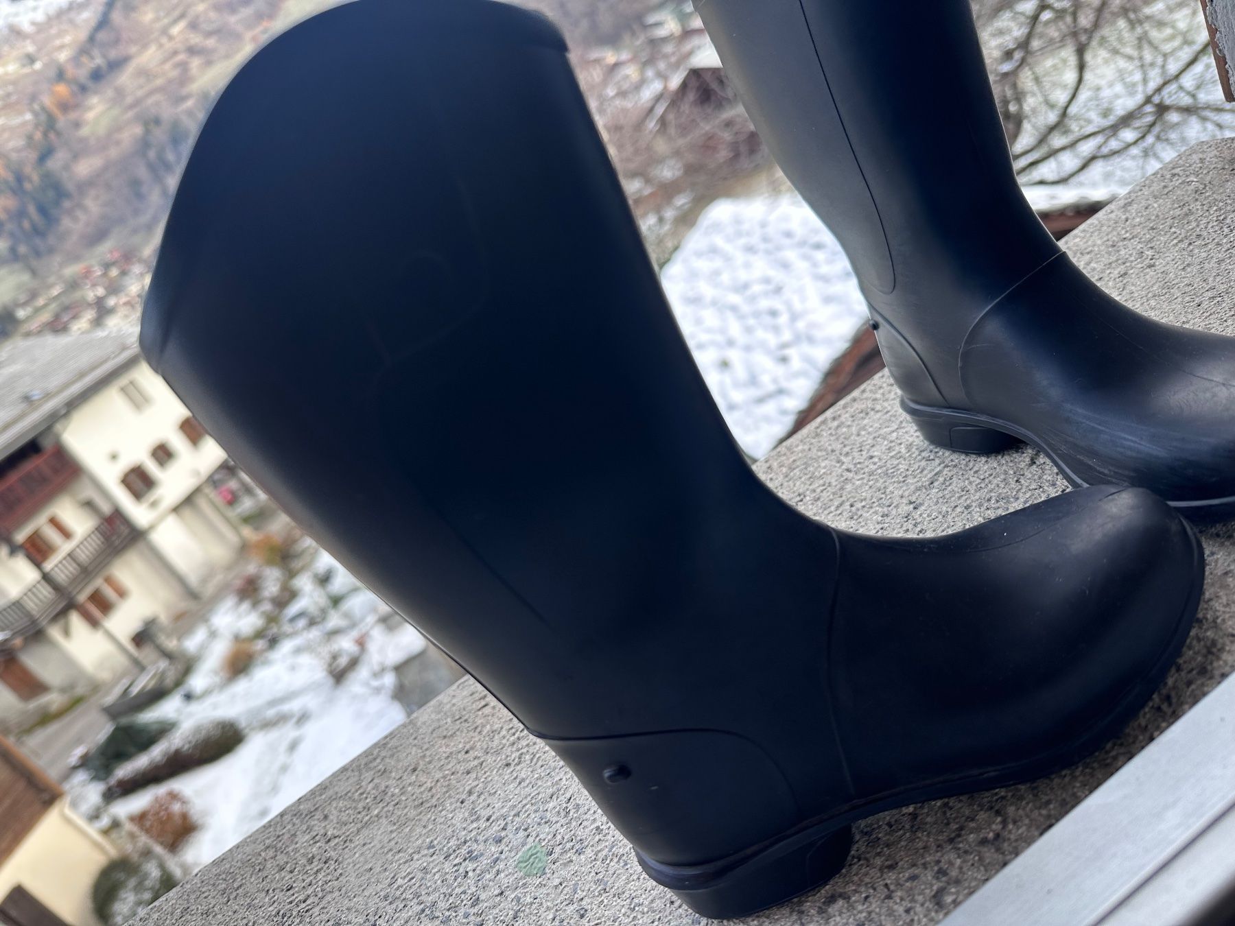 Decathlon Scarpe per ragazzi: Bottes en caoutchouc - taille 27 – Usato da Le Châble VS venduto da 027_aymon 2