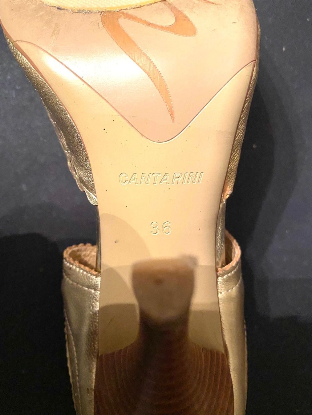 Scarpe da donna: Escarpin doré CANTARINI T37 – Usato da Porrentruy venduto da SYANKA 4