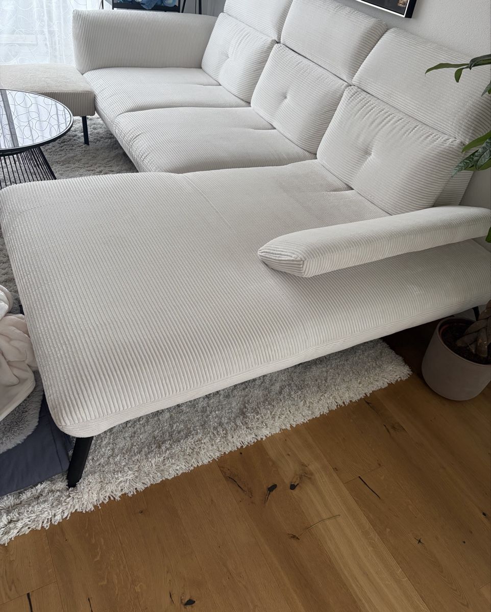 Mömax Sofas: Ecksofa Cord weiss mit Hocker – Neu (gemäss Beschreibung) aus Hindelbank von geometrix 4
