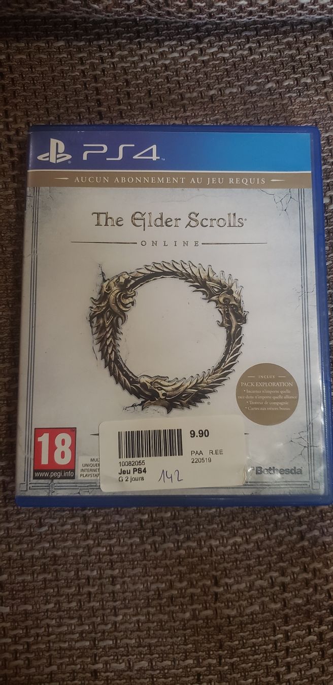 Jeux: Jeu Ps4 The Elden Scrolls – D'occasion à Le Séchey par Jill93