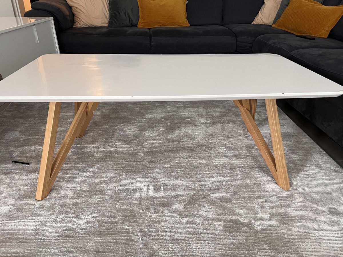 Conforama Tavoli: Couchtisch – Usato da Effretikon venduto da aur_xs9k