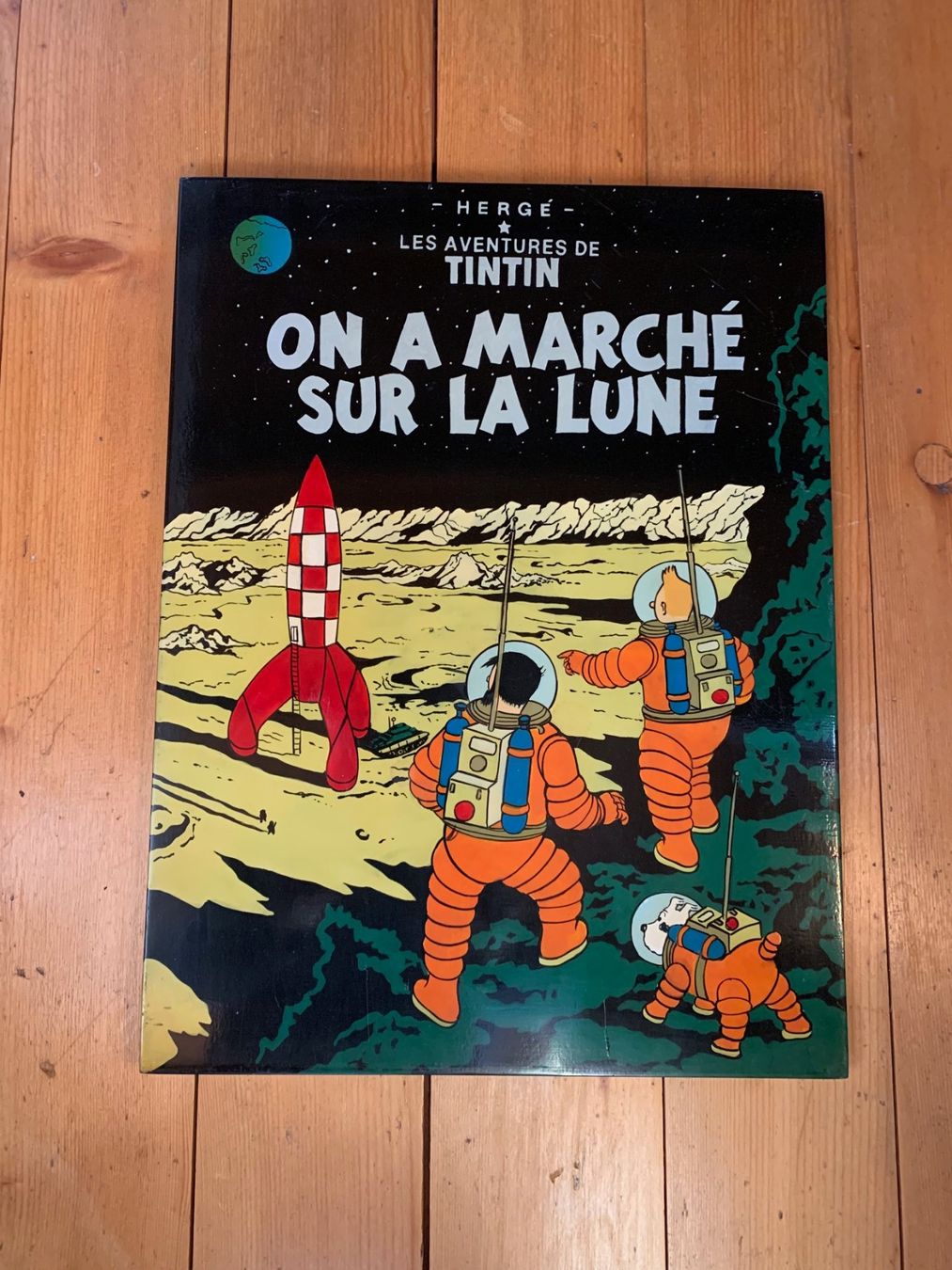 Insegne: Tintin - panneau en bois laqué - – Usato da Haute-Nendaz venduto da photoksar