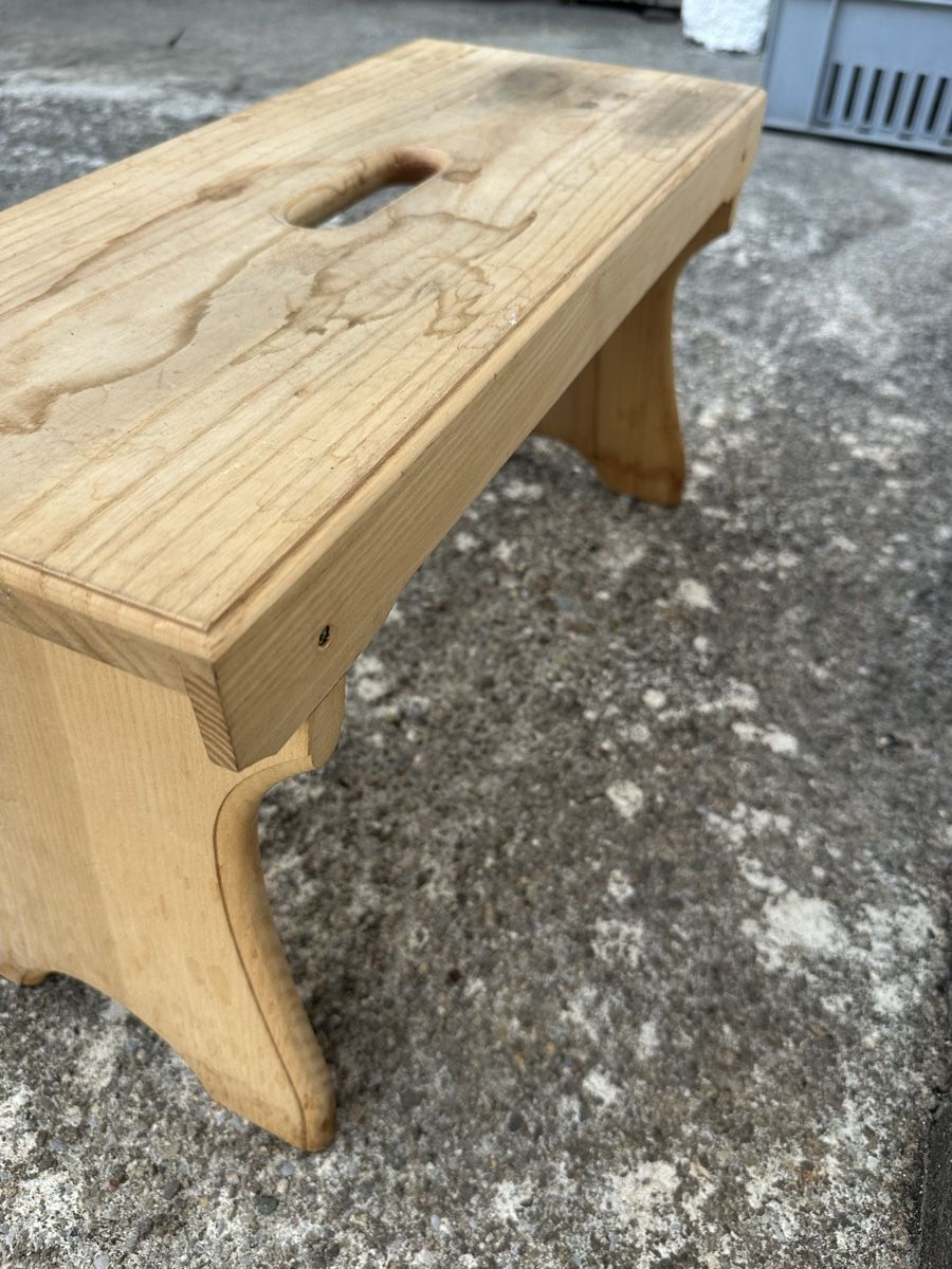 Sgabelli: Holzschemeli Hocker – Usato da Villmergen venduto da Bezdupe 4