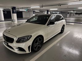 Mercedes-Benz C200 4M Swiss Star AMG LINE