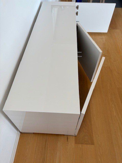 Cassettiere: Sideboard / Kommode, 1a Zustand, modern/zeitlos – Usato da Stäfa venduto da Seebuben 4