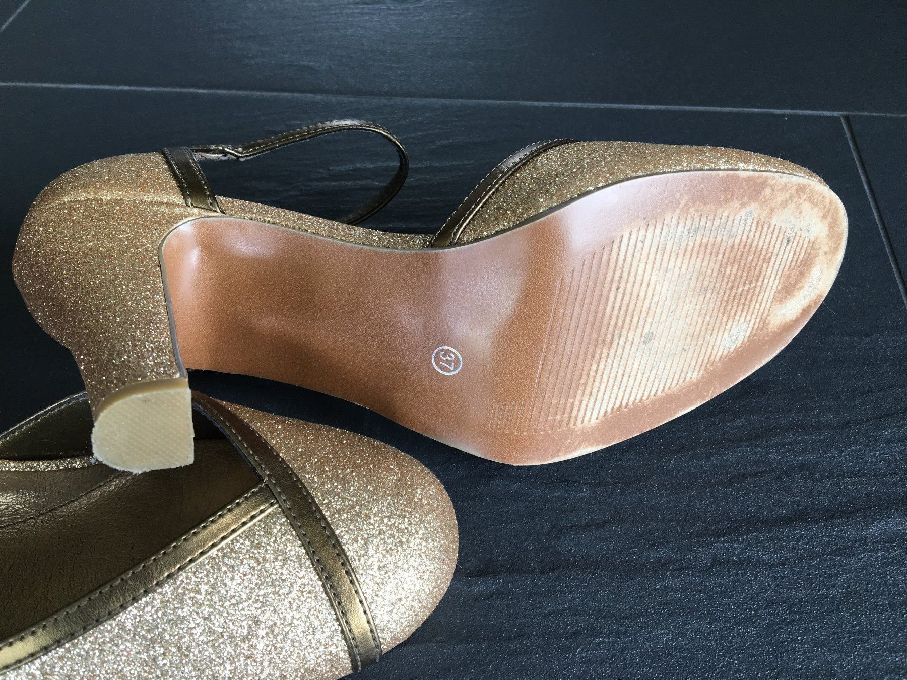 Scarpe da donna: Damenschuhe, Gr. 37 – Usato da Wahlen b. Laufen venduto da budo4242 4