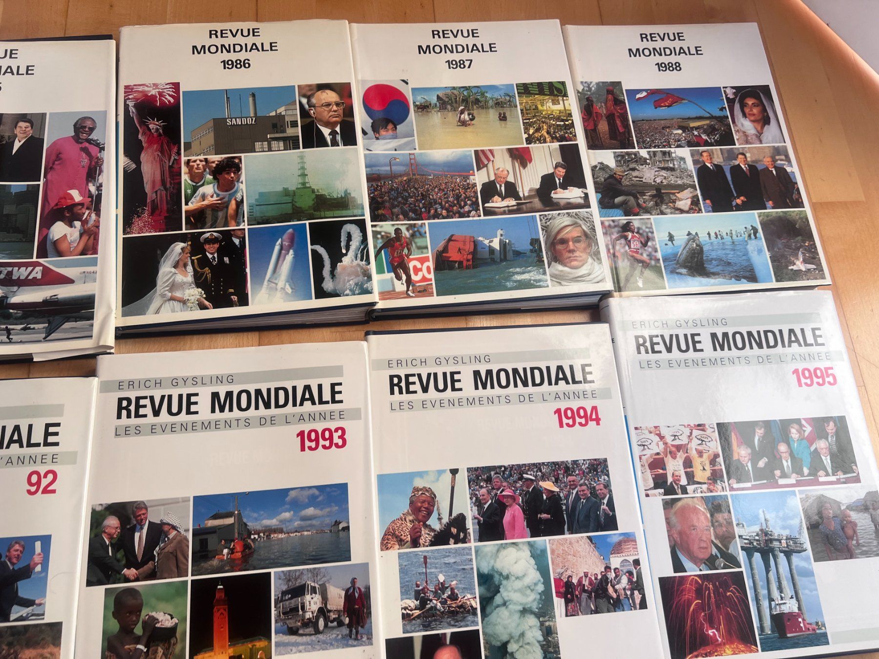 Libri: Revue Mondiale 1982-1999 - Collection Complète! Superbe – Usato da Savigny venduto da ron_q529 2