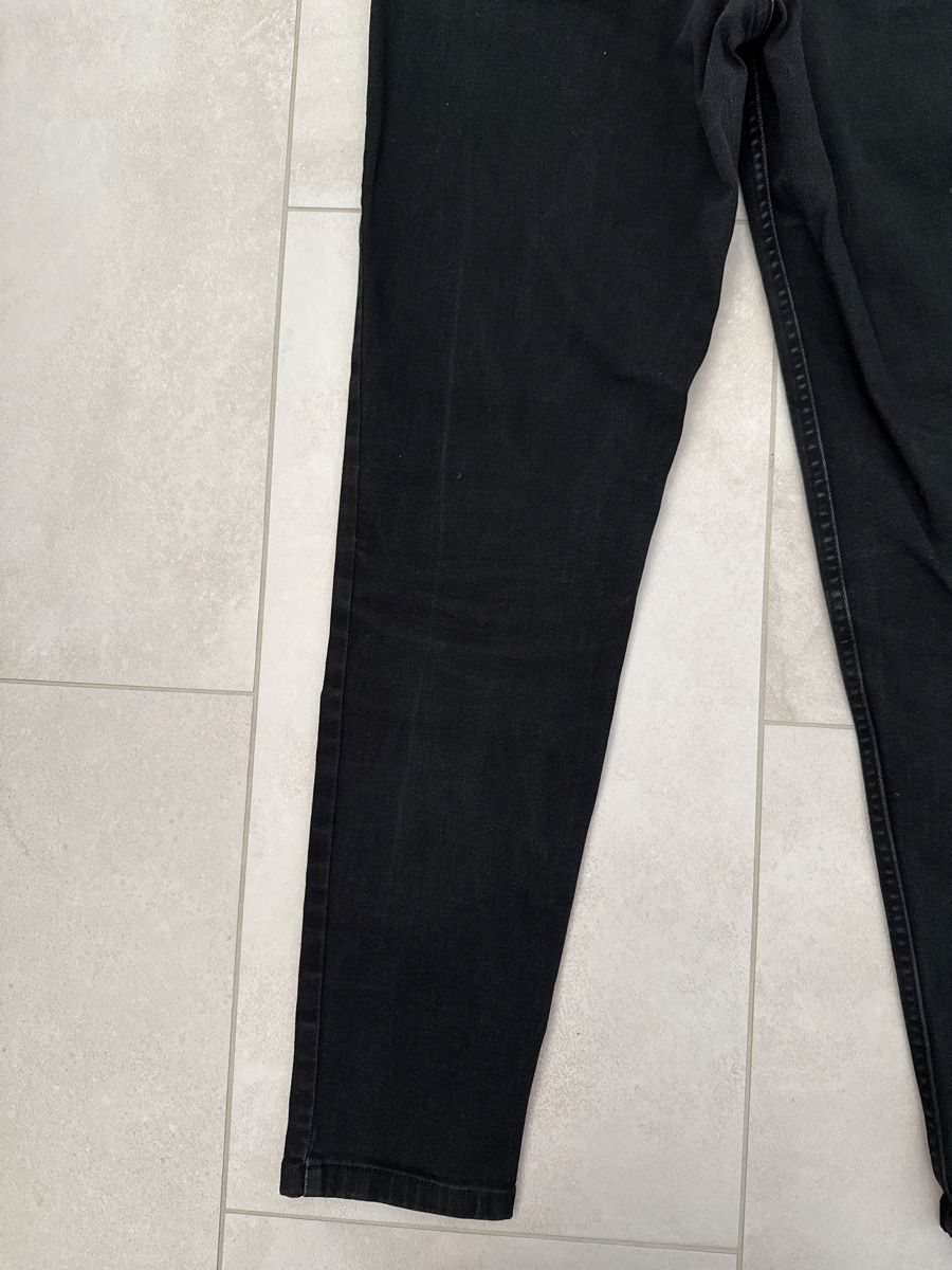 Jeans: Schwarze Damen Jeans Oasis Gr. 40 – Usato da Zug venduto da Hehe 6