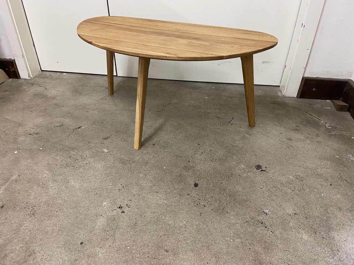 Tische: Designer Beistelltisch Holz oval  – Gebraucht aus Dietikon von brocki-eyra 5