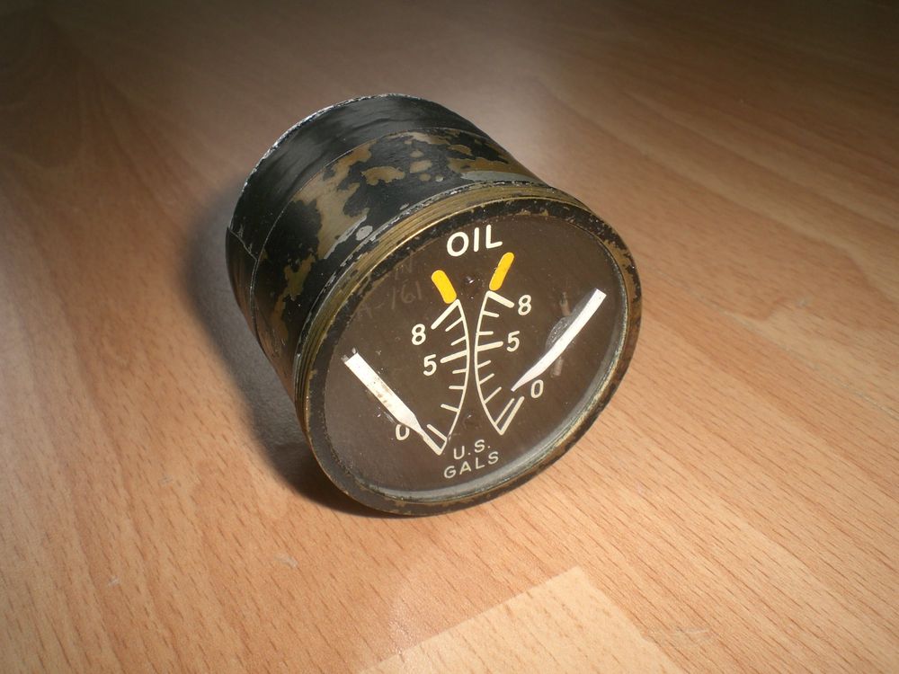 Aviatik Oil Vorratsanzeige (Gebraucht) in Grellingen für CHF 12 – mit ...