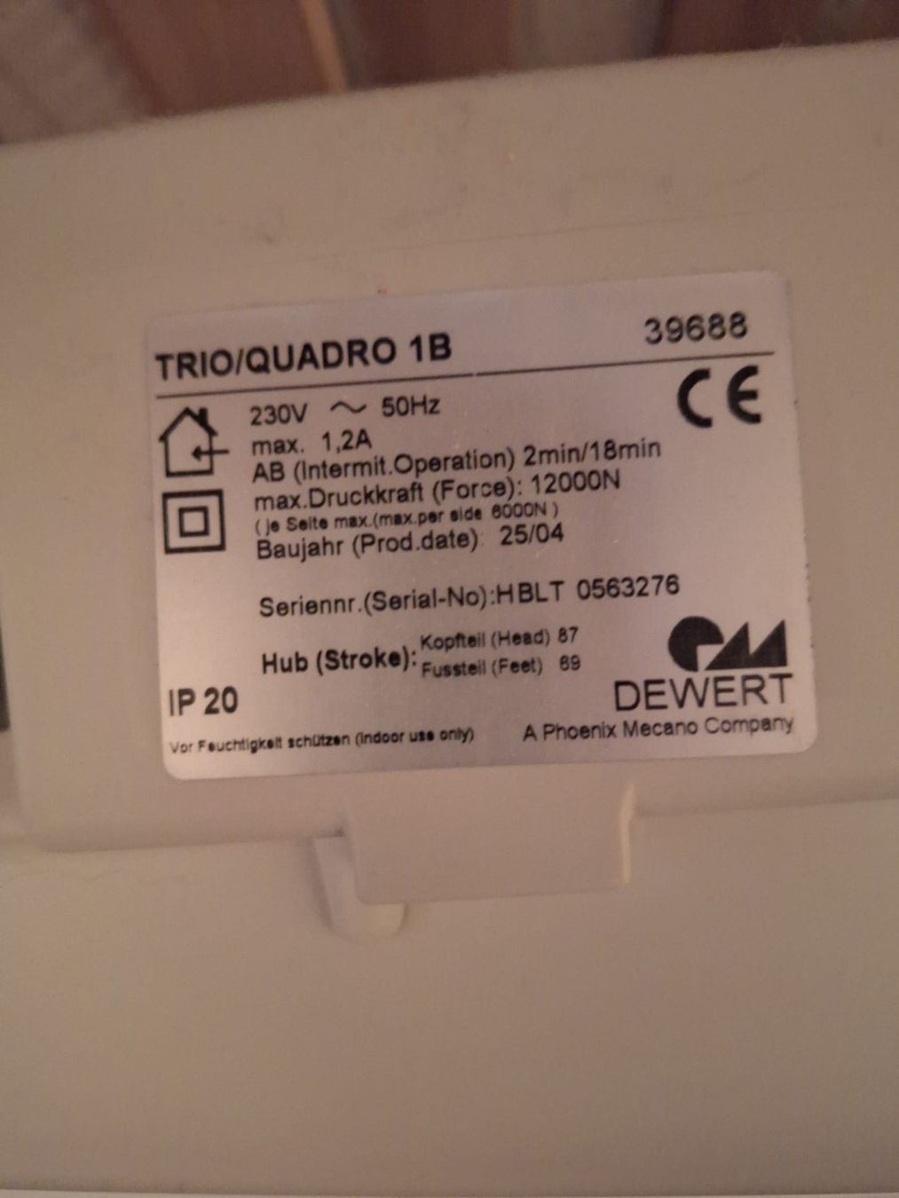 Letti: Elektrisches Pflegebett – Usato da Mörel venduto da metalsony 3