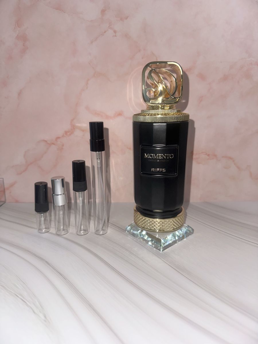 Parfum & Eau de Toilette: MOMENTO RIIFFS  – Gebraucht aus Altstätten SG von Perfumesiren23