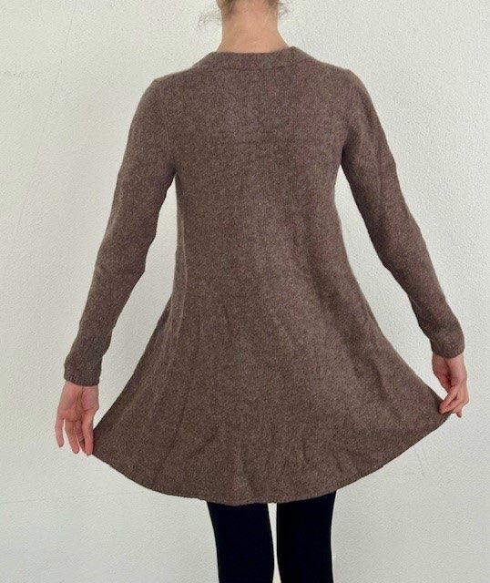 Maglioni & Felpe: Pullover / dress – Usato da Dallenwil venduto da ZD2019 1