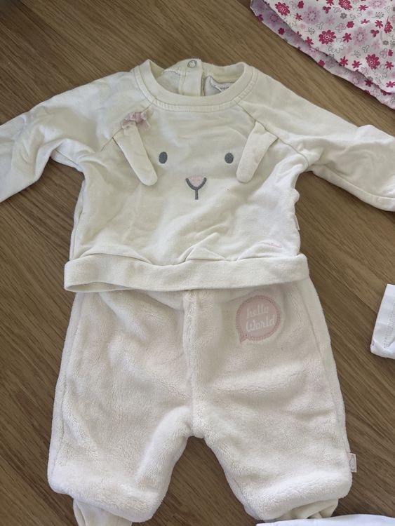 Ensembles coordonnés: Süsses Babykleider Set, 0-3 Monate – D'occasion à Rüschlikon par Retobernina 1