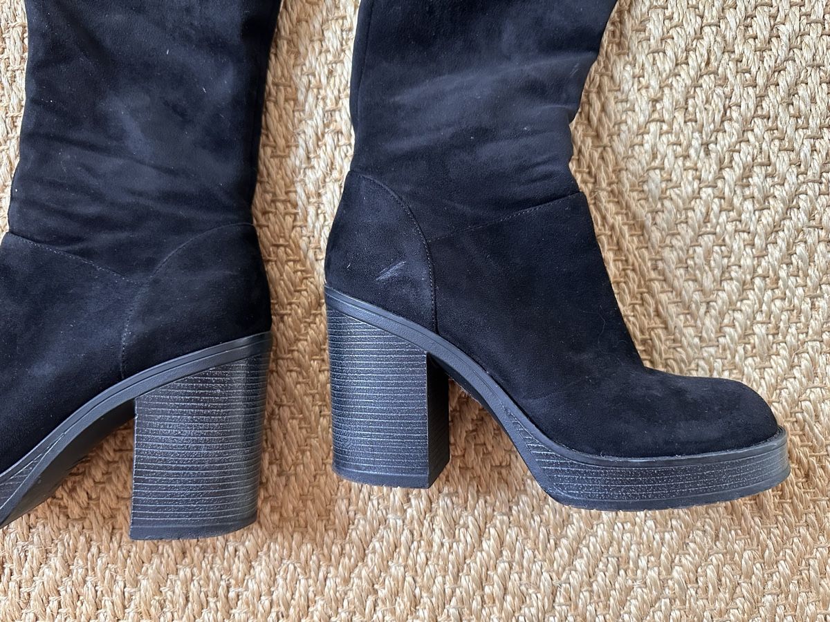 Scarpe da donna: Black suede boots 39 – Usato da Bellinzona venduto da Samirablank 4