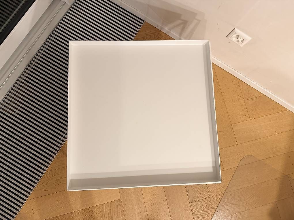 Tavoli: Hay tray table  – Usato da Degersheim venduto da Sarasaralein 3