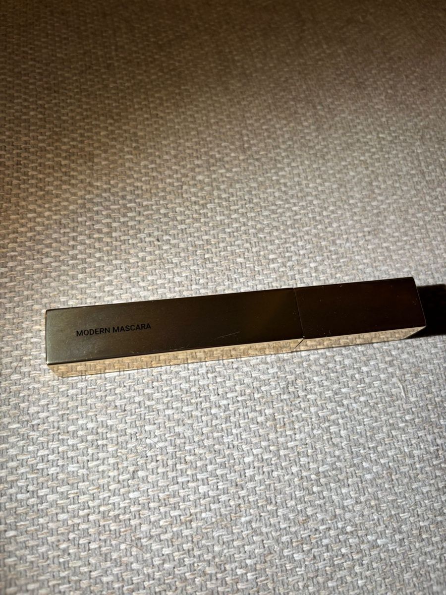 Maquillage: Vieve Modern Mascara ,Midnight Black‘ – D'occasion à Zürich par MHW23 1