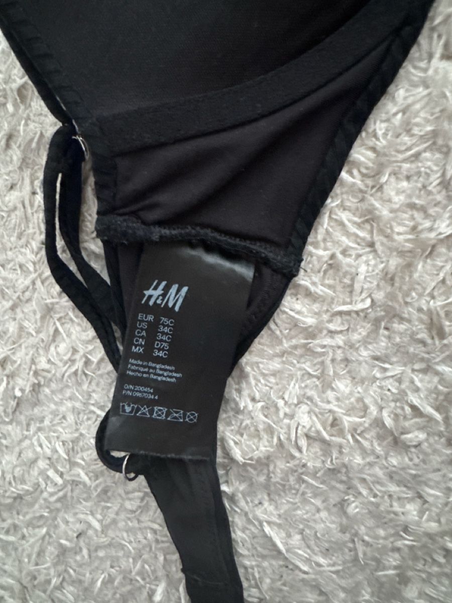 H&M Costumi da bagno & Bikini: H&M Bikini Top schwarz Gr. 75C – Nuovo (secondo la descrizione) da Gächlingen venduto da anjuli_123 3