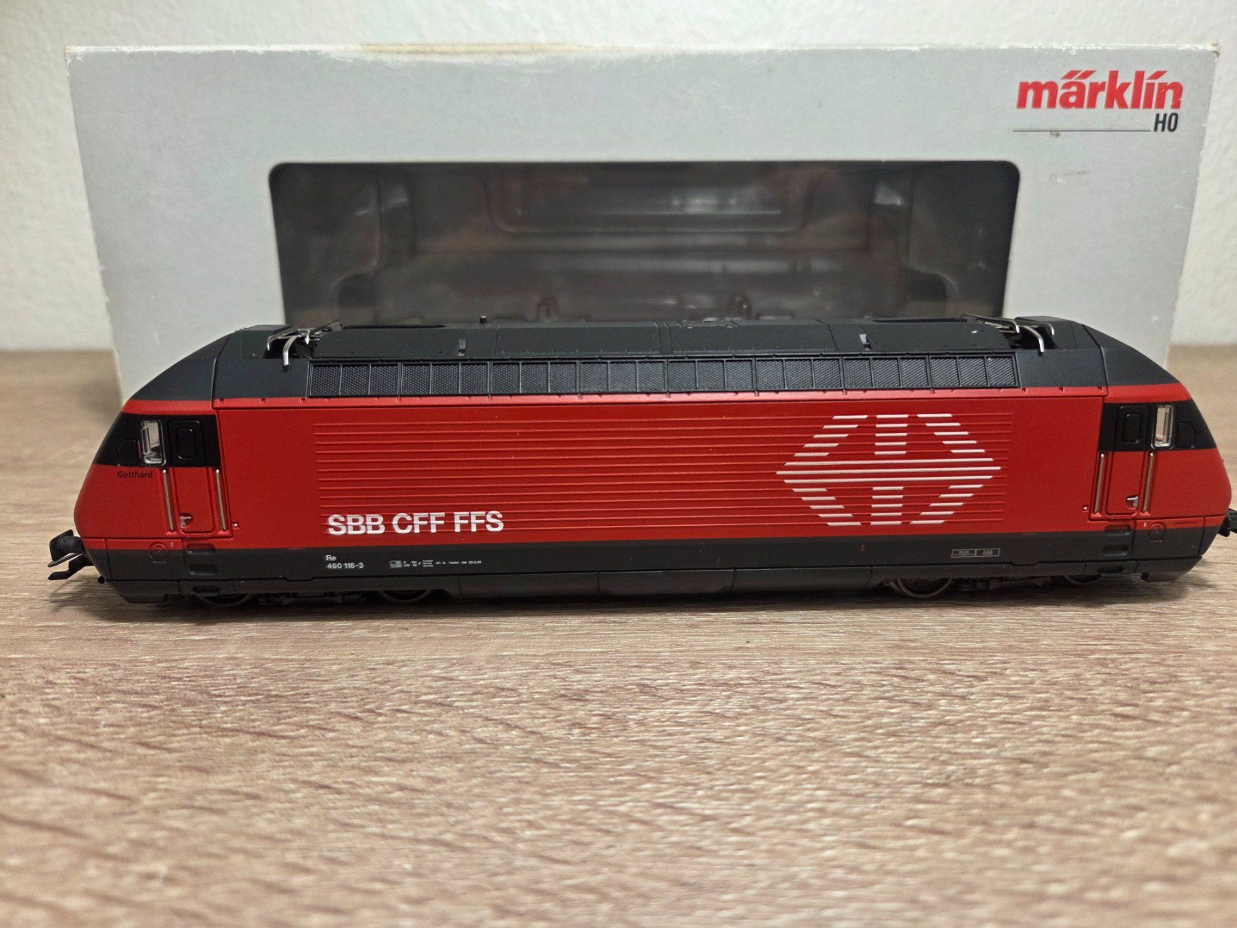 Märklin Modelleisenbahnen: Märklin 37460 E-Lok Serie 460 SBB Digital H0 – Gebraucht aus St-Aubin-Sauges von Lo_Go 1