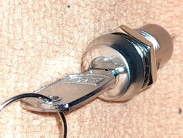 Schlüsselschalter / Schlüssel in beiden Positionen abziehbar