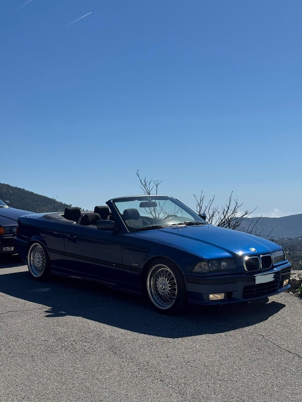 BMW Automobili: Bmw e36 cabrio wenig KM, Preis verhandelbar – Usato da Allschwil venduto da jar_rt8z 1