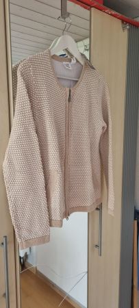 UP2 Strickjacke, Beige, Gr. M (40/42) - Neu!