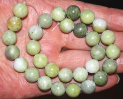 Stein Perlen Strang B-1215 – Hellgrüner Jaspis 12mm 30 Stück