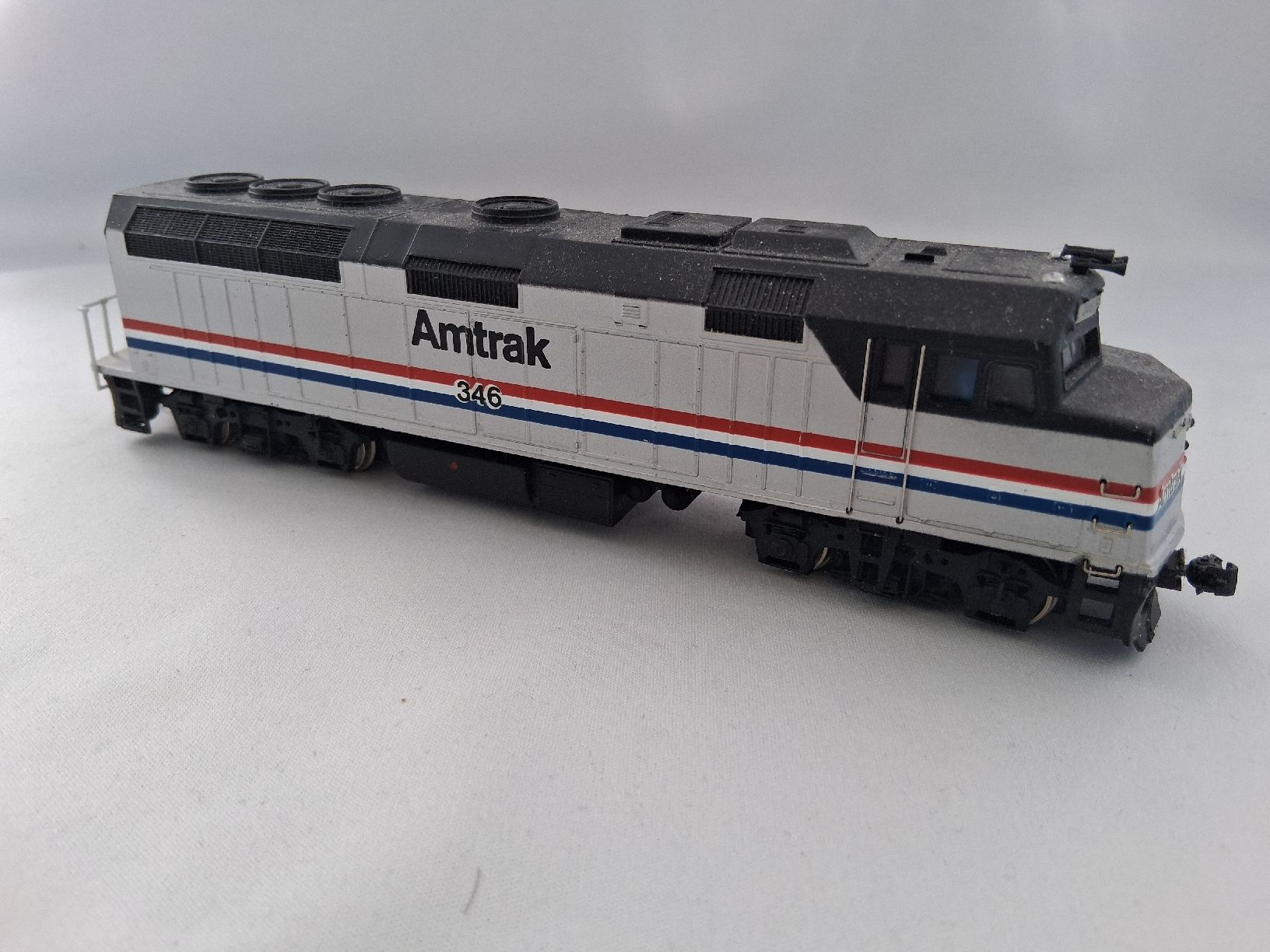 Modelleisenbahnen: H0 Wechselstrom AMTRAK Lok – Gebraucht aus Aeschi SO von git_l8rn 1