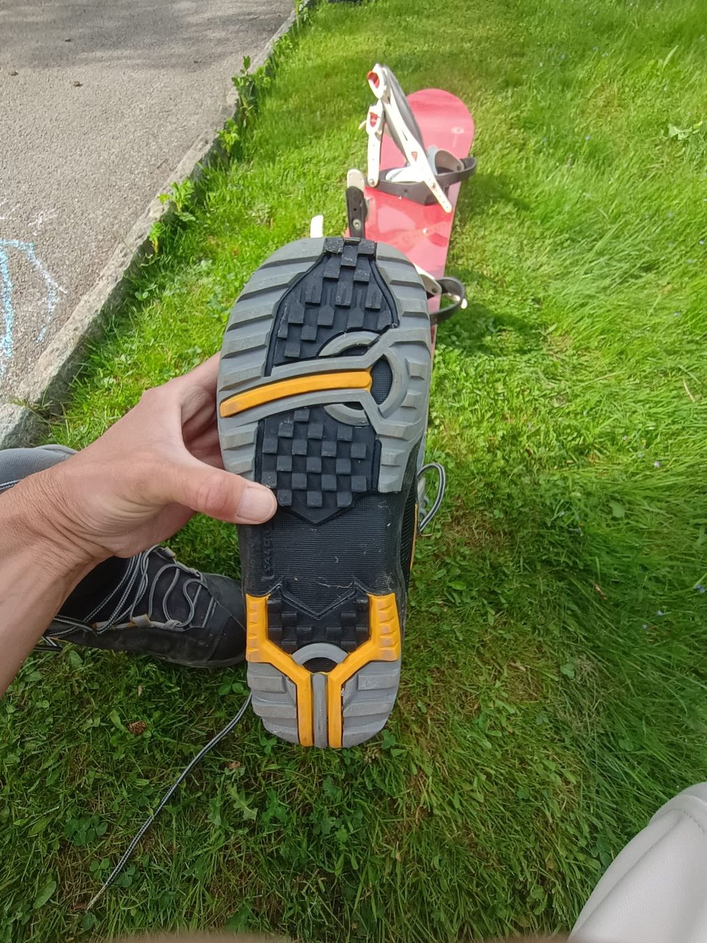Rossignol Board: Bargain! Snowboard & Boots – Nuovo (secondo la descrizione) da Gstaad venduto da ale_9xcn 3
