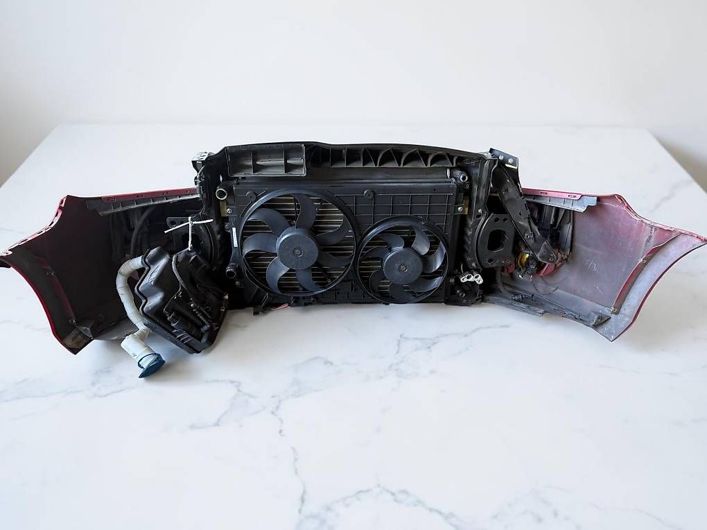 Tutti pezzi di ricambio auto: VW Golf 6 MK6 2008 - 2012 Frontpaket – Usato da Safenwil venduto da Optimec_GmbH 2