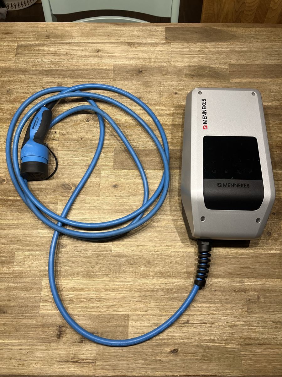 Mennekes Caricabatterie: Wallbox Mennekes Amtron compact 11KW – Usato da Arlesheim venduto da Mustermann4144