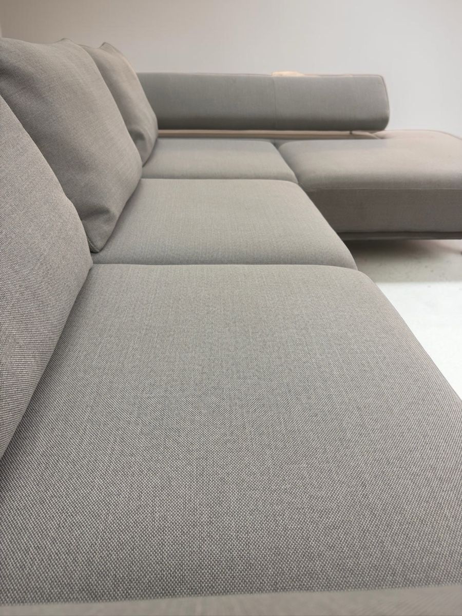 Pfister Sofas: Pfister Designer Jess Ecksofa mit Longchair, HellGrau – D'occasion à Fehraltorf par Sofalab.swiss 7