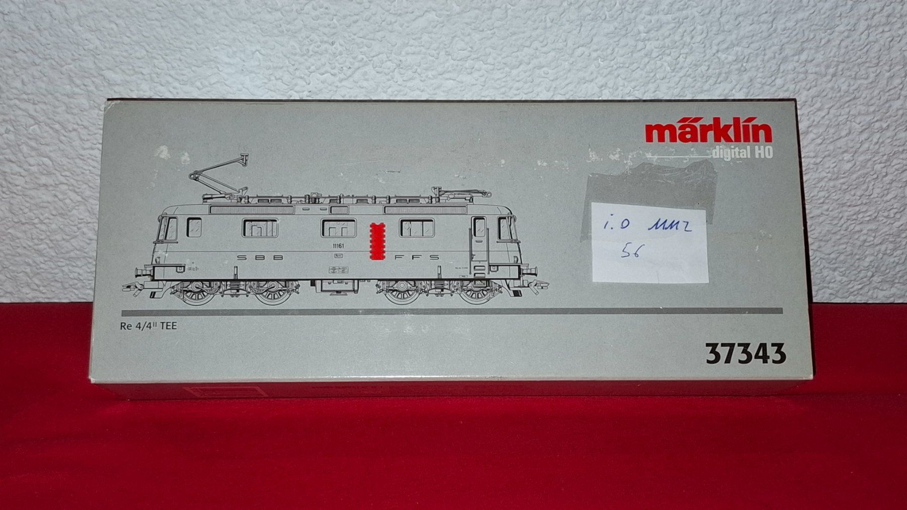 Märklin Modelleisenbahnen: Märklin : Re 4/4 II  TEE, SBB, AC, Digital – Gebraucht aus Märwil von Siebenzipfel 5