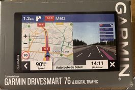 GPS GARMIN DRIVESMART 76 & DIGITAL TRAFFIC avec accessoires