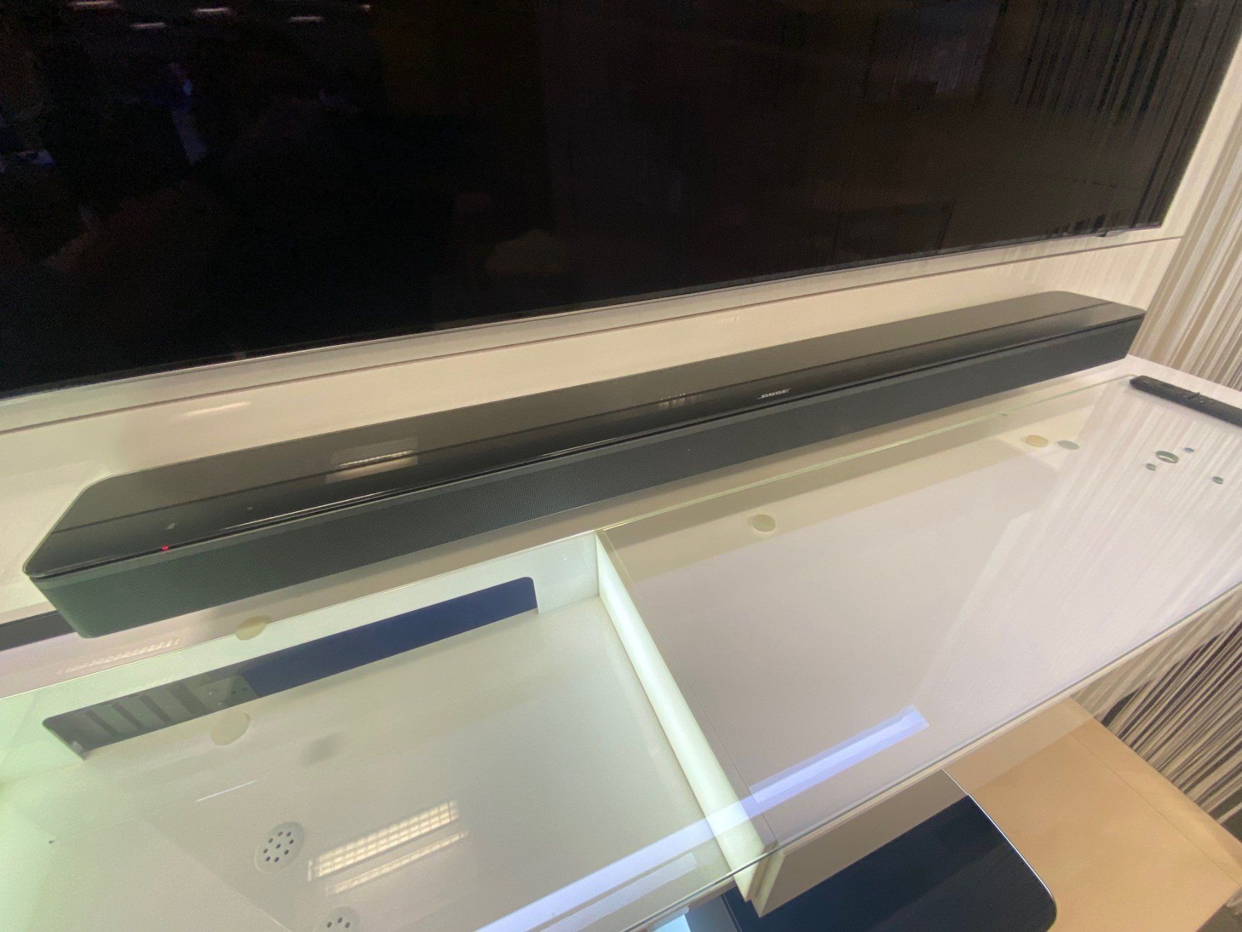 Bose Heimkino: Bose Soundbar 700 + Bass Modul 700 – Neu (gemäss Beschreibung) aus Heerbrugg von  5