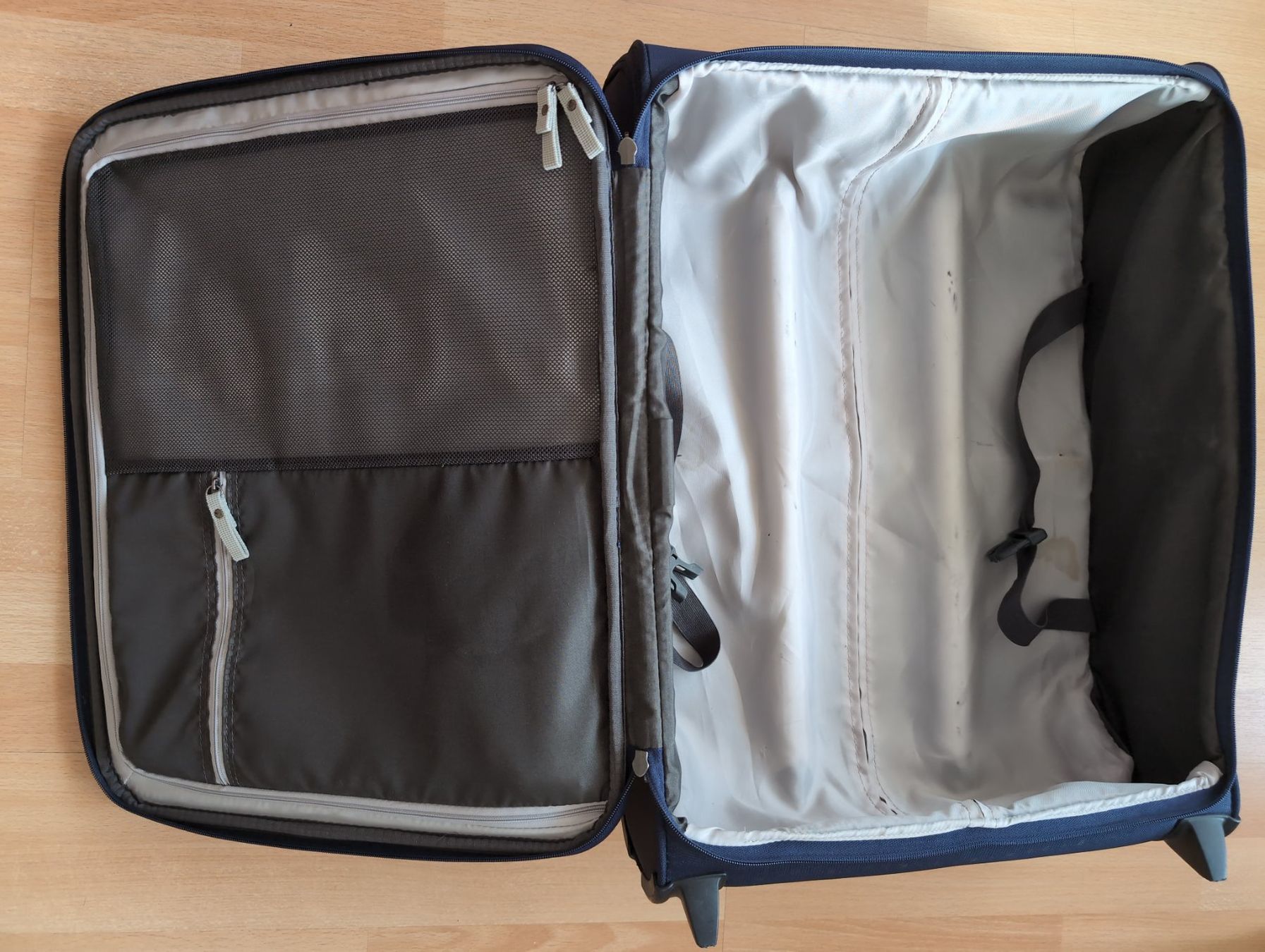 Samsonite Valigie & Borse: Samsonite Suitcase/Trolley, blue, slightly used. – Usato da Glis venduto da livespringly 8